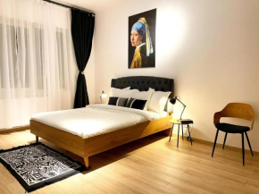 Old Town Superior Apartment by MRG